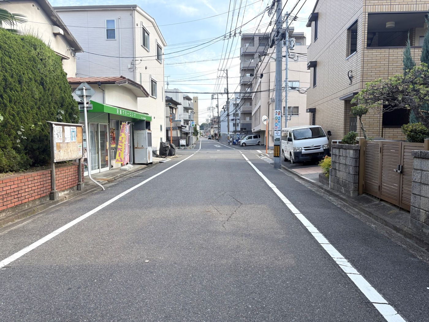 前面道路・現地写真