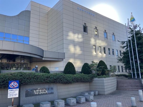 札幌市中央図書館 750m 写真撮影日：2024-10-26 