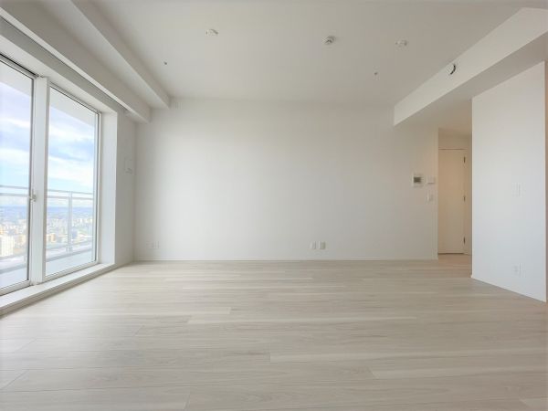 リビング  写真撮影日：2024-11-28