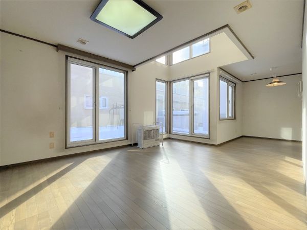 現地外観写真  写真撮影日：2025-01-10