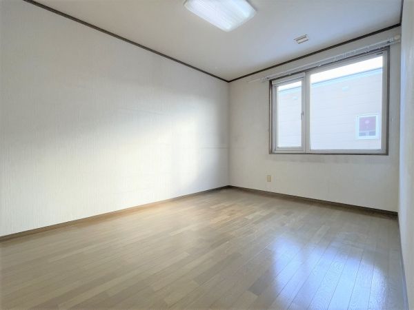 リビング以外の居室  写真撮影日：2025-01-10