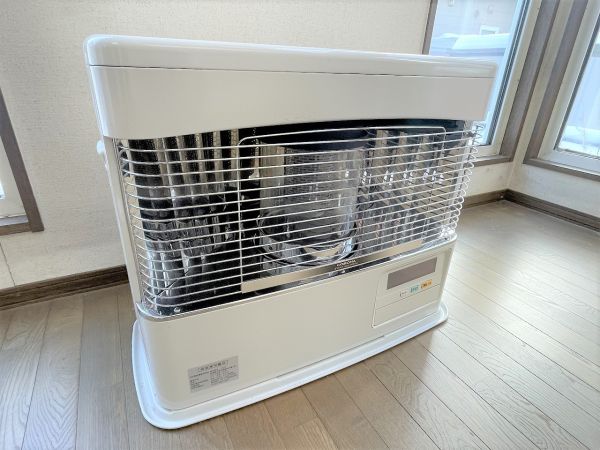 冷暖房・空調設備 灯油ストーブ  写真撮影日：2025-01-10