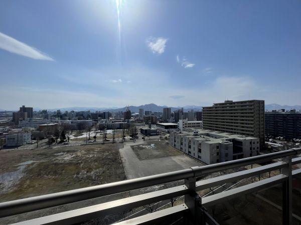 住戸からの眺望写真  写真撮影日：2025-04-18