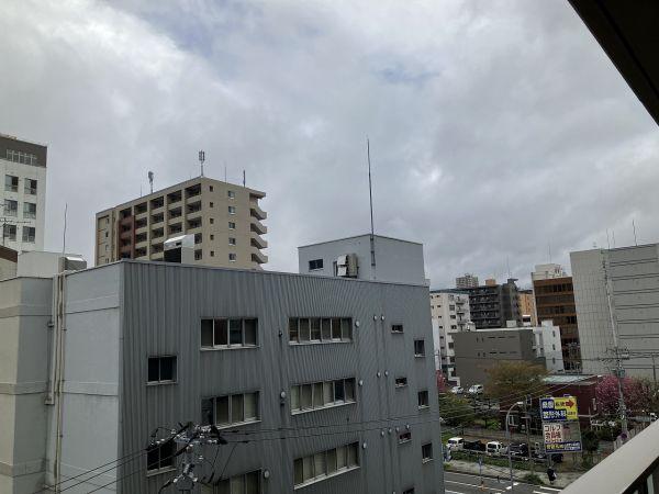 住戸からの眺望写真  写真撮影日：2025-05-15
