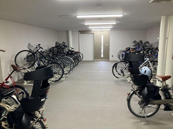 駐車場(共用設備)  写真撮影日：2025-05-15