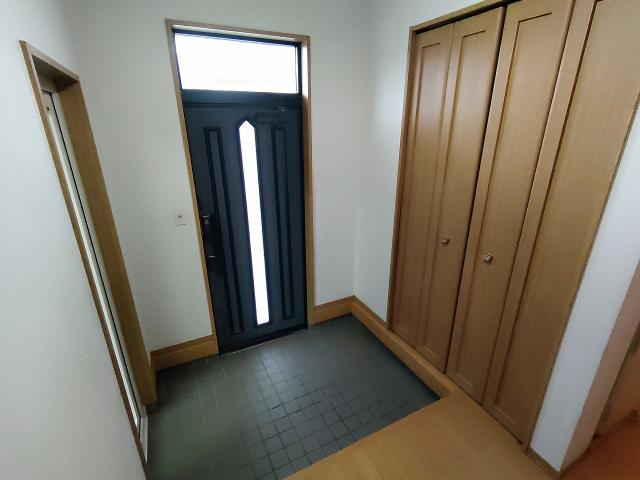 玄関  写真撮影日：2025-07-18