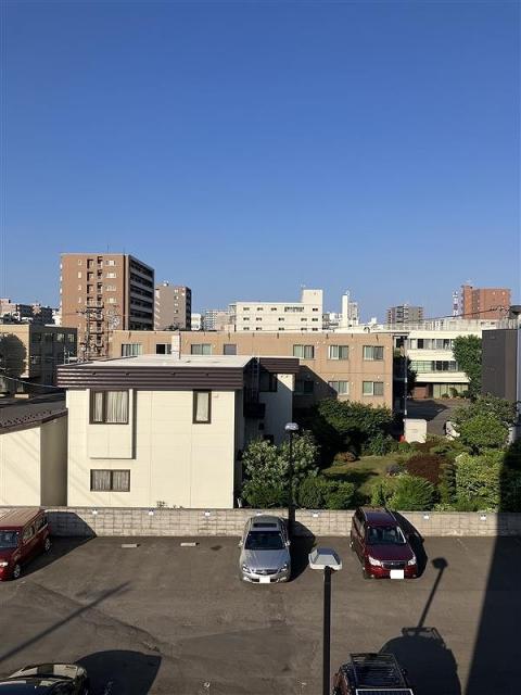 住戸からの眺望写真  写真撮影日：2025-07-23