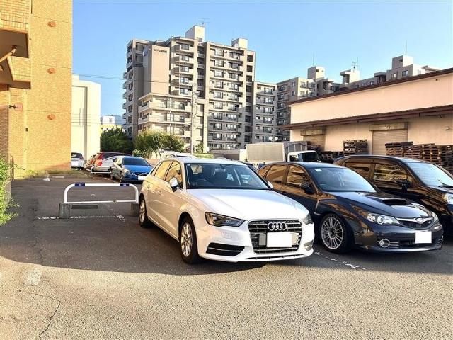 駐車場(共用設備)  写真撮影日：2025-07-23