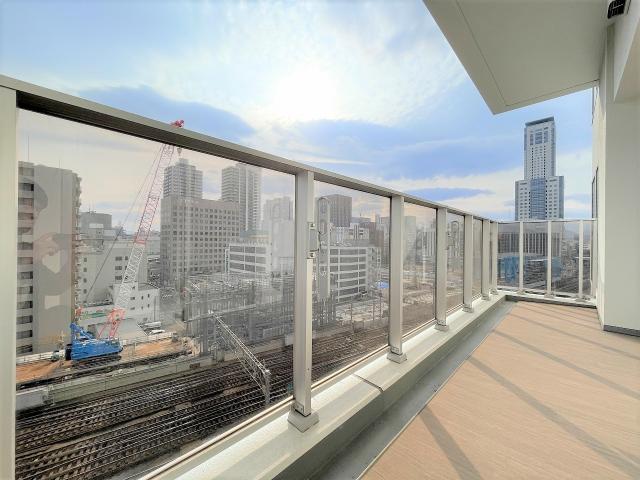 バルコニー  写真撮影日：2025-10-31