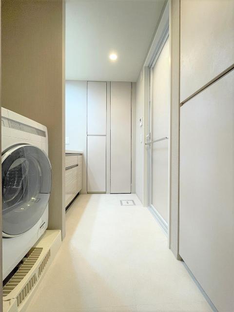 洗面台・洗面所  写真撮影日：2025-10-31