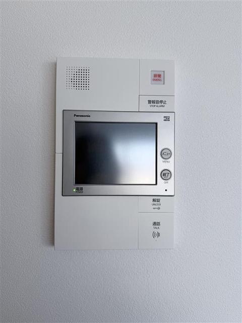 防犯設備 モニター付きインターホン  写真撮影日：2025-11-16