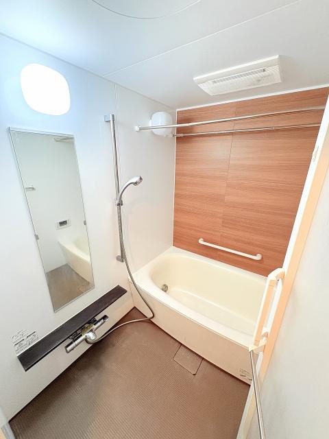 浴室  写真撮影日：2025-12-02