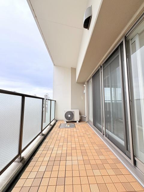 バルコニー  写真撮影日：2025-12-02