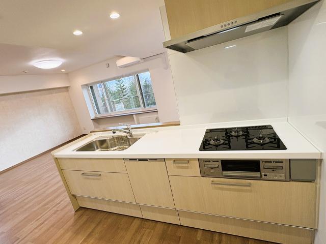 キッチン  写真撮影日：2025-11-30