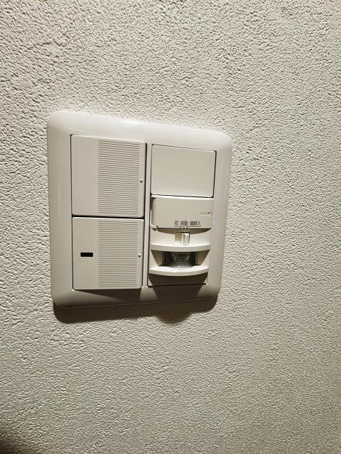 その他設備 人感センサー付玄関照明  写真撮影日：2025-11-30