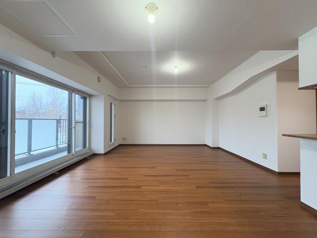 リビング  写真撮影日：2025-12-08