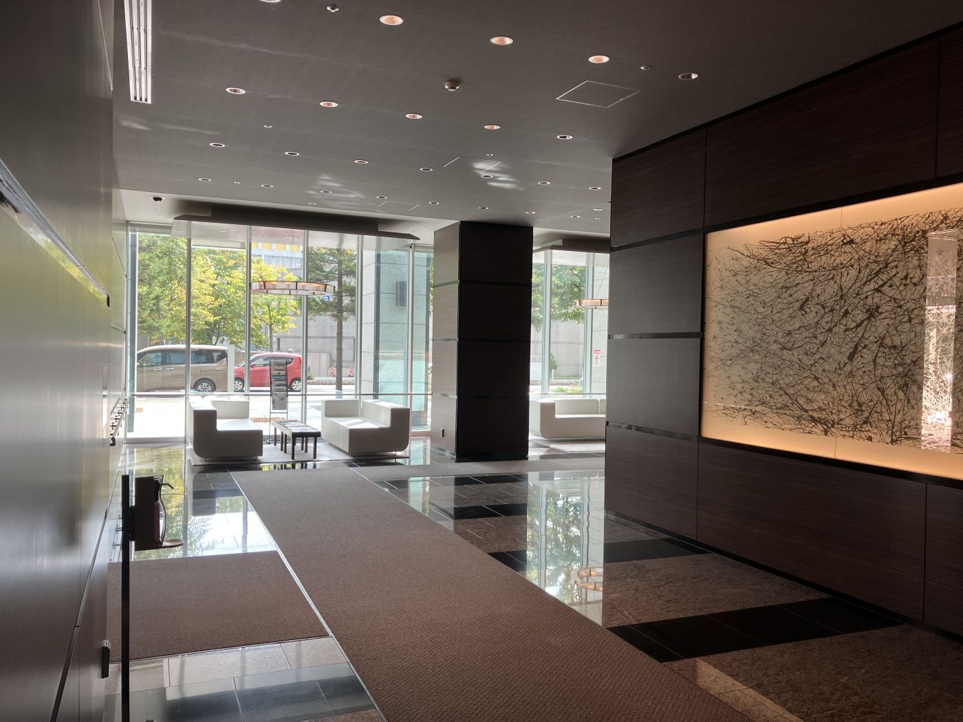 エントランス 写真撮影日：10/12/25, 12:00 AM