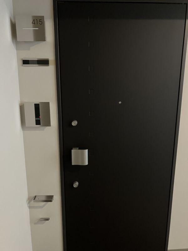 玄関ドア 写真撮影日：10/12/25, 12:00 AM