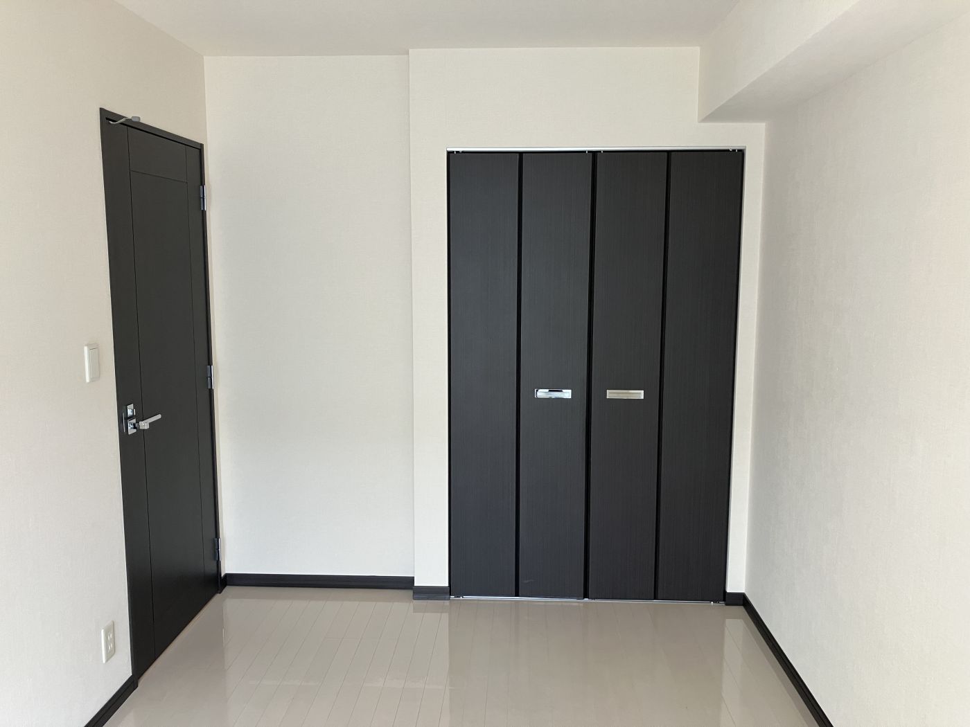 洋室 写真撮影日：10/12/25, 12:00 AM