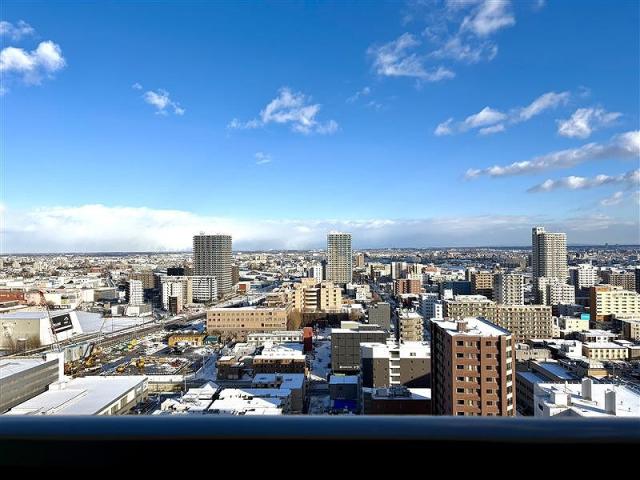 住戸からの眺望写真  写真撮影日：2025-12-04