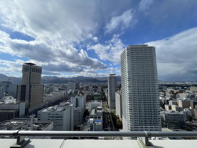 住戸からの眺望写真  写真撮影日：2025-12-19