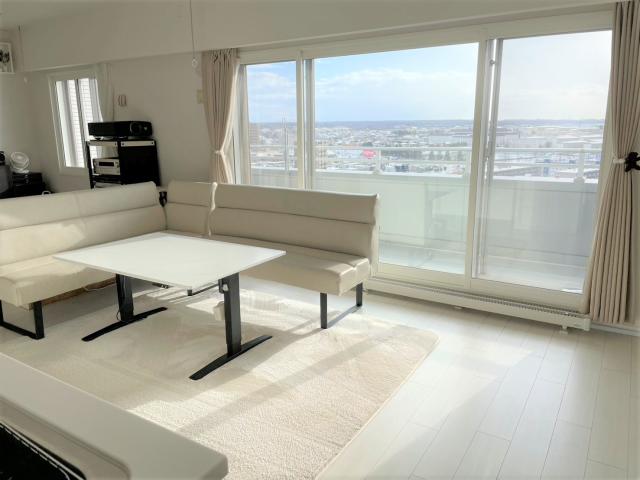 リビング  写真撮影日：2025-12-22