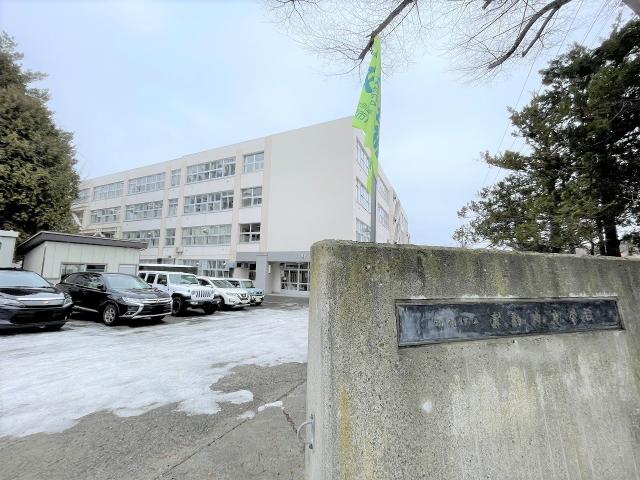 札幌市立真駒内中学校 170m 写真撮影日：2025-12-25