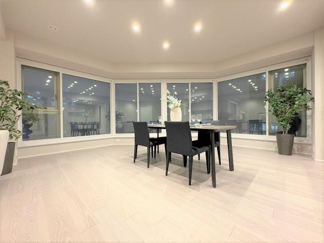 リビング  写真撮影日：2025-11-01