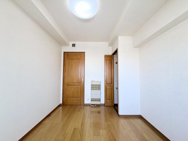 リビング以外の居室  写真撮影日：2026-02-14