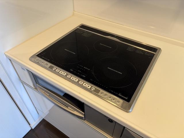 発電・温水設備 IHクッキングヒーター  写真撮影日：2026-02-13