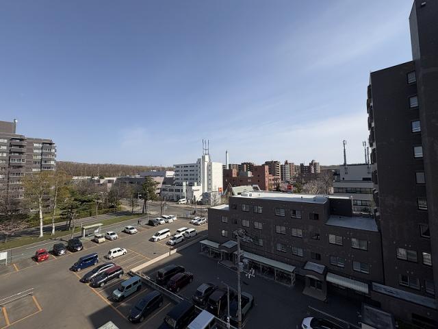 住戸からの眺望写真  写真撮影日：2026-04-27
