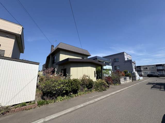 現地外観写真  写真撮影日：2026-05-12