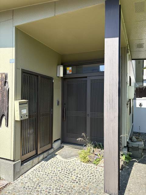 玄関  写真撮影日：2026-05-12