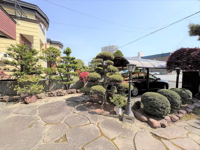 庭  写真撮影日：2026-05-15