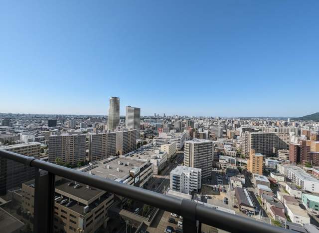 住戸からの眺望写真  写真撮影日：2026-06-21