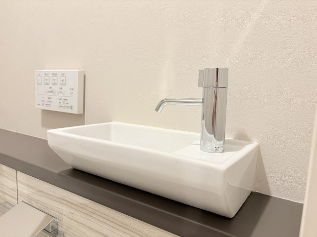 その他設備 トイレ手洗い器  写真撮影日：2026-08-09