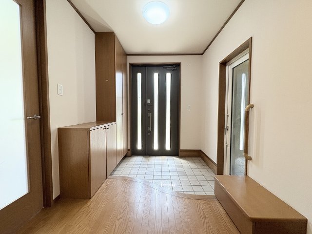 玄関  写真撮影日：2026-09-15