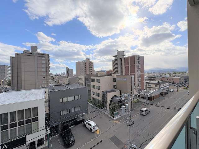 住戸からの眺望写真  写真撮影日：2026-10-02