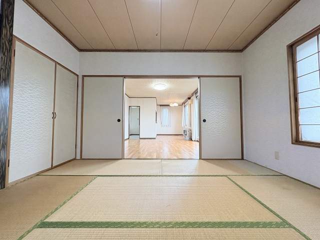 リビング以外の居室  写真撮影日：2026-10-05