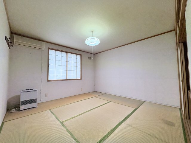 リビング以外の居室  写真撮影日：2026-10-05