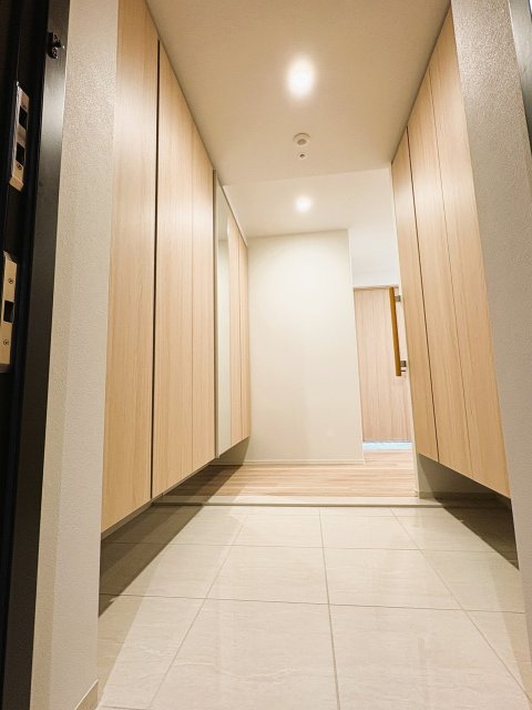 玄関  写真撮影日：2026-10-07