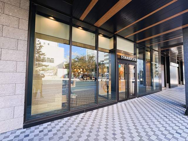 スターバックスコーヒーさつきた8.1店 7m 写真撮影日：2026-10-07