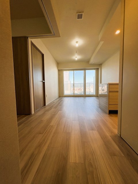 リビング  写真撮影日：2026-10-07