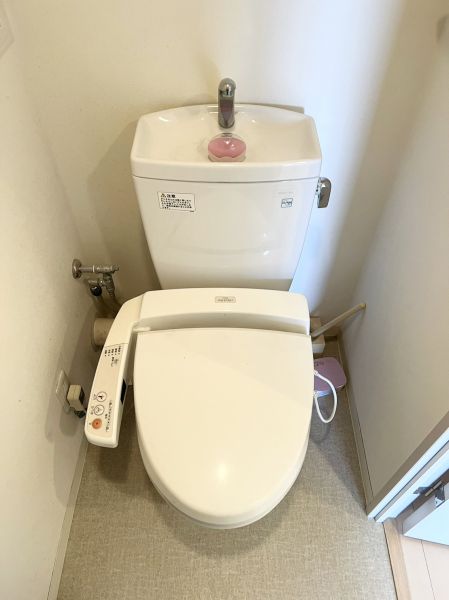トイレ  写真撮影日：2023-04-03