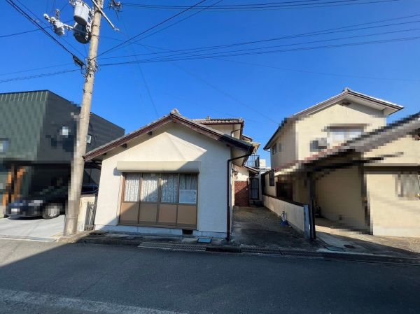 前面道路含む現地写真  写真撮影日：2024-06-16
