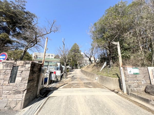 神戸市立押部谷中学校 1110m 写真撮影日：2023-05-19 