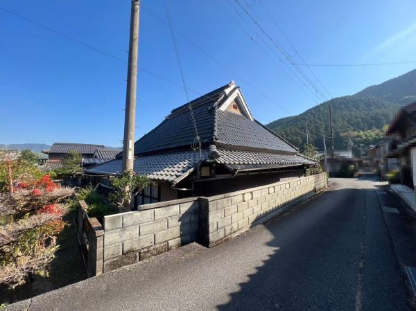 前面道路含む現地写真  写真撮影日：2024-06-16