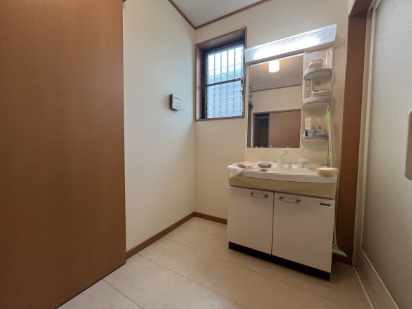 洗面台・洗面所  写真撮影日：2024-08-10