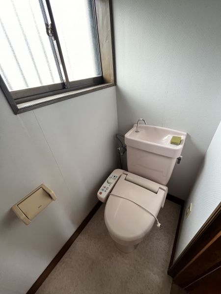 トイレ  写真撮影日：2024-08-10
