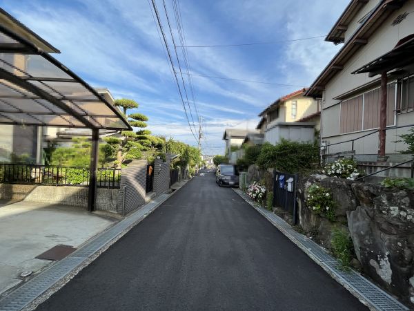 前面道路含む現地写真  写真撮影日：2024-04-28